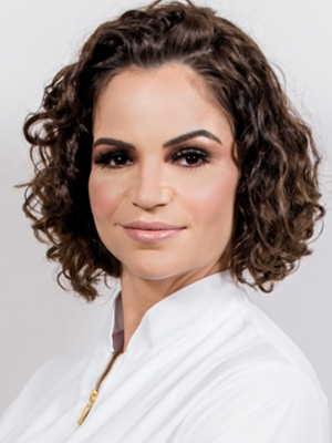 Profa. Aline Mares Gomes